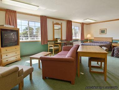 Super 8 By Wyndham Sheldon Hotel Quarto foto